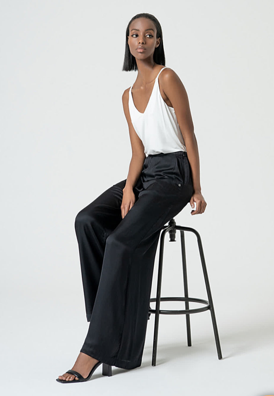 Pantaloni larghi in raso - Surkana- Made in Spain -