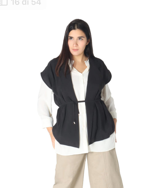 Gilet nero in cupro con cinta - DEJAVU -