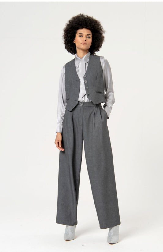 Pantalone maschile con pinces . SURKANA Ecò dettagli di moda